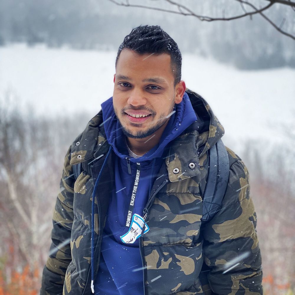 Meet your Posher, Junaid